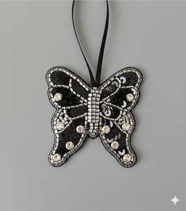 Breloques de sac en perles de rocaille faites à la main avec gravure de logo personnalisé, légères, faciles à fixer et à retirer - Product Image 3