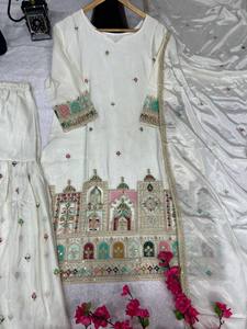 Lanzamiento de Nuevos Diseños Modernos de Trajes Festivos Sharara Palazzo en Tela de Seda Chinon Pura con Encaje en el Borde - Product Image 5