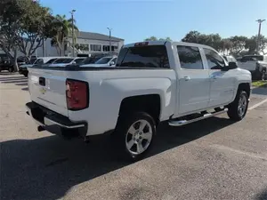 Usado 2018 Chevrolet Silverado 1500 1LT - Product Image 2