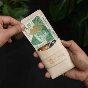 No. Cartera para Tarjetas 101 Hecha a Mano, Todo en Uno, Cuero Natural de Curtido Vegetal, Garantía de 5 Años, Unisex - Product Image 2