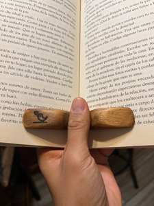 Soporte de Madera Ecológico, Pulido y Duradero para Libros, Accesorio de Lectura para Estudiantes, Profesores y Amantes de los Libros - Product Image 3