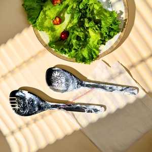 Cuchara de resina Utensilios de madera altamente pulidos para servir en la cocina para herramientas de ensalada - Product Image 1