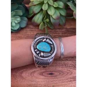 Vintage Kingman Turquoise & Sterling <b>Silver</b> Fashion <b>Cuff</b> <b>Bracelet</b> - Product Image 2