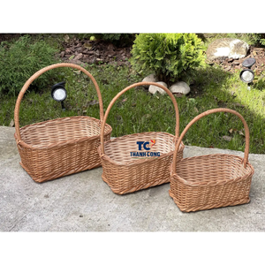 Panier de Pâques en osier naturel fabriqué à la main parfait pour le stockage de bonbons de chasse aux œufs d'enfants et l'emballage cadeau festif - Product Image 5