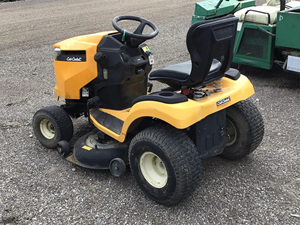 High Quality Cub Cadet XT1 Industrial Grade Lawn Mower 28V 4-Stroke Battery-Powered OEM Customizable - Product Image 3