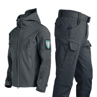 Uniforme d'entraînement en plein air Rip-stop Polyester imperméable chasse thermique hiver costume tactique hommes veste avec polaire