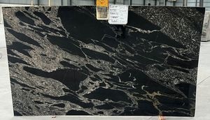 แผ่นหินแกรนิตขัดเงาสีดำลายคลื่นทันสมัย พร้อมลายคลื่นหรูหราสำหรับใช้เป็นเคาน์เตอร์ในอพาร์ตเมนต์ - Product Image 3