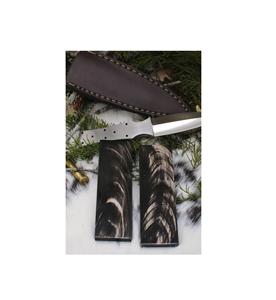 Escamas de cuerno con acabado liso que mejoran el equilibrio y el control del cuchillo, brindando comodidad durante el uso prolongado, duraderas, clásicas y elaboradas artesanalmente. - Product Image 1