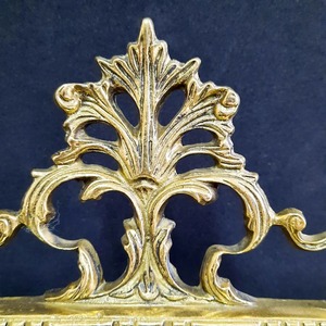 Cadre photo de bureau design de luxe avec design artistique en métal idéal pour l'affichage de table de bureau à domicile ou des idées de cadeaux spéciaux - Product Image 5