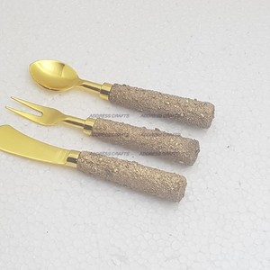 Ensemble de couverts en acier inoxydable de la meilleure qualité avec poignée en résine et en bois pour la décoration de table à manger d'hôtel à la maison utilisée - Product Image 6