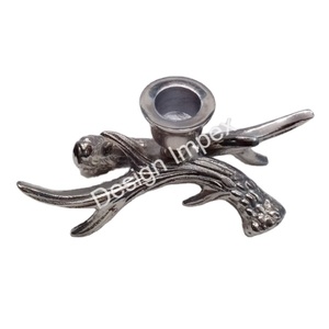 Vente en gros de bougeoir Antler Bougeoir décoratif en aluminium de haute qualité exclusive Antler Pièce unique à des prix impressionnants - Product Image 1