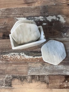 Juego de Posavasos de Mármol Blanco Vintage, Posavasos de Piedra Natural Hechos a Mano, Decoración Elegante para el Hogar - Product Image 2