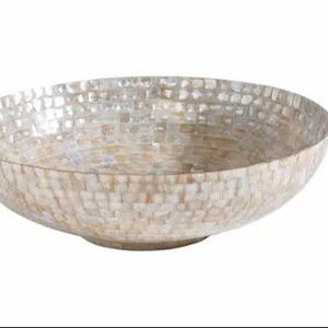 Cuenco de nácar hecho a mano de última producción para uso en la cocina, pieza de exhibición de oficina en casa y artículo de regalo para compradores de S A And Sons - Product Image 1