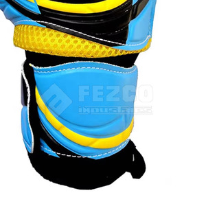 Guantes de portero de cuero de alta calidad con protección flexible para los dedos Forro interior suave para mayor comodidad en las manos - Product Image 6