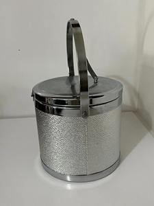 Hielera de Diseño Minimalista para Exhibición en el Hogar, Recepciones, Fiestas, Eventos Corporativos, Elegante Enfriador de Bebidas de Mesa para Servir - Product Image 5