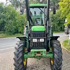 Tractor agrícola usado John Deere 1025R con cabina buena calidad precio bajo venta al por mayor superventas en stock disponible envío rápido - Product Image 3