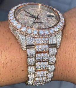 Reloj de Lujo para Hombre con Diamante Moissanite, Cuarzo, Aleación de Acero Inoxidable, Cristal de Zafiro, Estética de Momento - Product Image 1