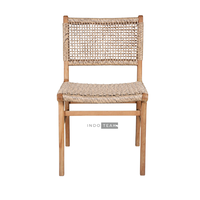 Ensemble de mobilier commercial pour restaurant avec structure en teck, corde robuste, design moderne, écologique, durable pour usages multiples