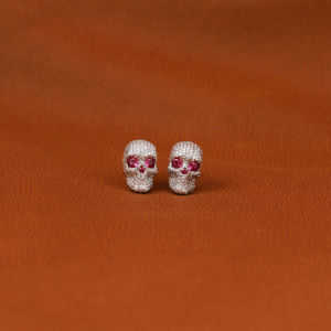 Elegante nueva llegada Hip Hop Stud pendientes ojos rosas laboratorio crecido diamante helado Halloween fantasma cara pendiente regalo para mujeres - Product Image 1