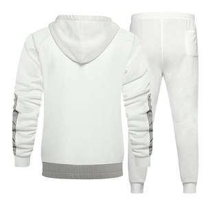 Chándal con capucha para hombre, chándal de invierno OEM personalizado, ropa de entrenamiento para correr transpirable ecológica de secado rápido - Product Image 3