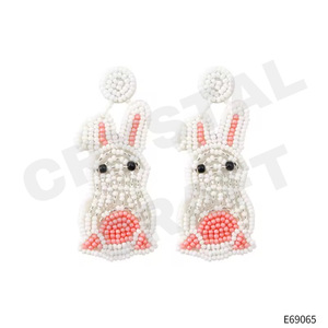 Boucles d'oreilles en perles de trèfle vert pour femmes patriotique Memorial Day Orange blanc bleu couleur tissu matériel - Product Image 5