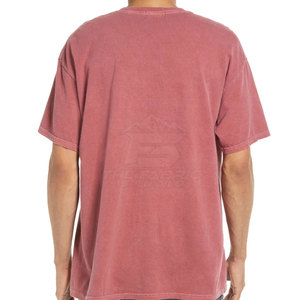 Camiseta Moderna de Estilo Holgado para Hombre, Diseñada para un Ajuste Relajado con Material Duradero y Estilo Cómodo, Ideal para Uso en Exteriores - Product Image 3