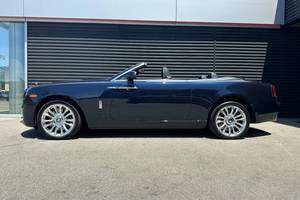 Rolls-Royce Dawn 2019 Usado, Convertible de Lujo, Excelente Estado, Disponible para Exportación, Interior de Cuero Azul - Product Image 4