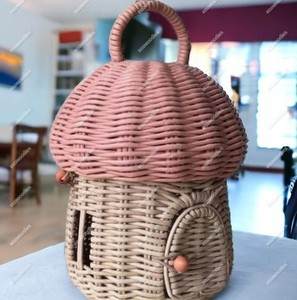 Panier en forme de maison de champignon en rotin tissé à la main décoration de rangement de bureau mignon jouets pour enfants pour chambre d'enfant avec couvercle - Product Image 4