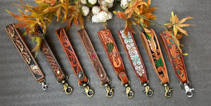 Nueva Llegada Mano Tooled Cuero Muñequera Llaveros En Relieve Estampado Floral Cuero Llaveros Tooled Accesorios de cuero Correas para llaves - Product Image 6