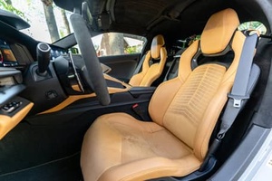 Chi-vro-lit Cur-vi-tte Sing-ay 2023, 4x4, Caja de Cambios Automática, Cámara Trasera, Motor Inteligente de 8L, Portaequipajes de Aleación de Aluminio - Product Image 4