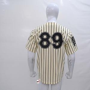 เสื้อเจอร์ซีย์ฟุตบอลสำหรับผู้ชายเสื้อฟุตบอลผ้าโพลีเอสเตอร์พิมพ์ลายแบบผ้าปะติด100% - Product Image 2