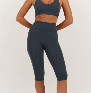 Leggings personnalisés Capri Scrunch pour femmes collants sans couture coupe confortable taille haute contrôle du ventre bout à bout vêtements de sport - Product Image 1