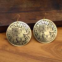 Boucles d'oreilles en laiton artisanal indien en forme d'éléphant, vente en gros |   Bijoux ethniques à la mode, pendentif rond gravé, ton or antique