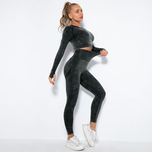 Ensembles de yoga ajustés personnalisés OEM pour femmes vêtements de sport sans couture entraînement Gym Fitness grande taille Leggings Shorts vêtements Tie Dye solide - Product Image 3