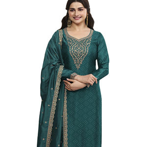 Dernière Designer Georgette Soie Broderie Travail Kurti Set Par Fab Zone - Product Image 1