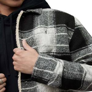 Chaqueta de manga larga de franela personalizada Botones naranjas Manta Sobrecamisa Camisa de franela Chaqueta de hombre - Product Image 4