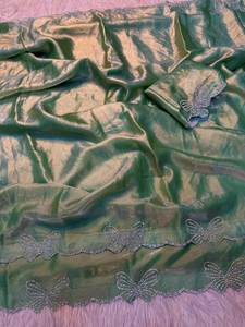 Lourd Jarkan Diamant Travail Fantaisie Coupe Bordure Papillon Conception Magnifique Couleur Fantaisie Saree Avec Un Stitch Blouse Pièce Pour Adulte - Product Image 2