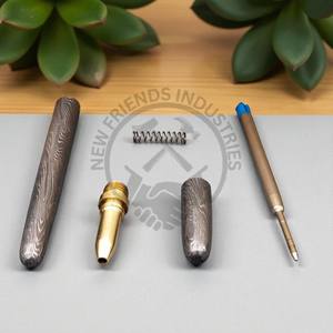 Bolígrafo de bala de acero de Damasco delgado de lujo más vendido forjado a mano con incrustaciones de latón estilo vikingo bolígrafo de venta caliente - Product Image 5