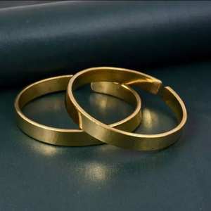 Brazalete de LATÓN Brazalete martillado para damas Delicadeza y atractivo Nuestro diseño único de puños y pulsera - Product Image 3