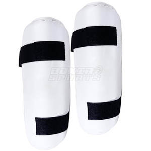 Couvre-pied de tibia haute performance avec couvre-orteil renforcé Couvre-pied de tibia avec logo personnalisé avec deux sangles de fixation sécurisée - Product Image 1