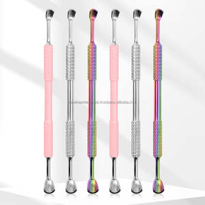 Empujador de Cutículas de Acero Inoxidable Estilo Ruso, Doble Extremo, Reutilizable, con Forma de Herradura, para Eliminar Piel Muerta, Limpieza de Uñas y Manicura - Product Image 6