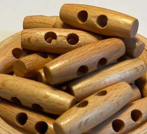 Boutons ovales sculptés en bois naturel avec 2 trous pour la décoration d'accessoires vestimentaires et l'amélioration du manteau pour le traitement des vêtements - Product Image 2