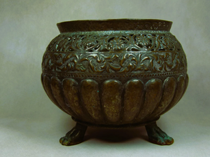 Jardinières en métal poli en cuivre brillant de forme ronde au design patiné rustique pour la décoration de jardin à domicile, jardinières décoratives au prix le plus bas - Product Image 2