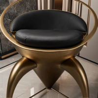 Tabouret de bar moderne de luxe en métal doré et cuir, couleur personnalisable pour hôtel, salon, chambre, salle à manger extérieure