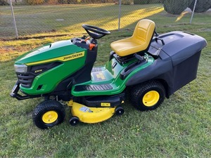 Cortadora de Césped John Deere X167R Usada en Venta - Product Image 4