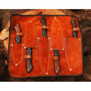 Ensemble de couteaux de chef de cuisine en acier damas faits à la main 5 couteaux Full Tang avec kit de rouleau de cuir de haute qualité. - Product Image 2