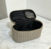 Sac de rangement de maquillage portable de luxe de haute qualité, en PU crème, pour femmes, avec fermeture éclair, élégant et durable
