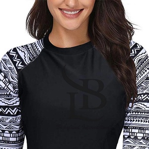 Custom Sublimated Ladies Rash Guard Profesional Ligero Slim Fit Ropa de mujer Precio al por mayor tarifa barata 2025 - Product Image 5