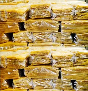 Feuille de caoutchouc naturel séché à l'air du VIETNAM disponible en usine au VIETNAM couleur jaune brun clair