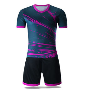 Venta caliente nueva ropa deportiva de uniforme de fútbol de manga corta transpirable de secado rápido de alta calidad con números y logotipos impresos - Product Image 5